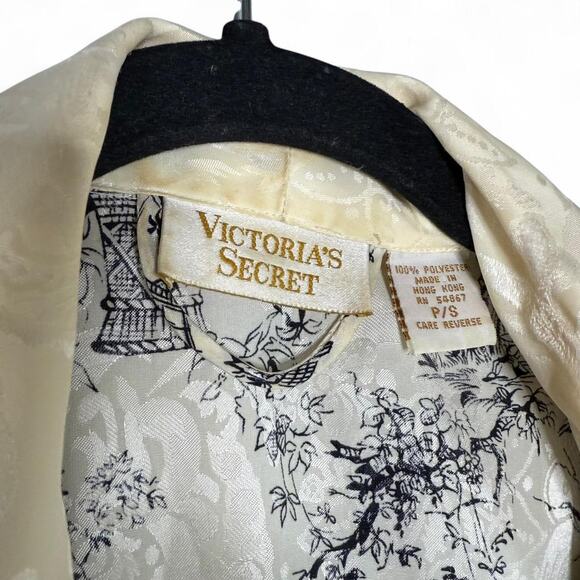 Vintage Victoria’s Secret Toile Satin Robe Gold Label‎ Size P / S Regency Glam - Picture 6 of 8